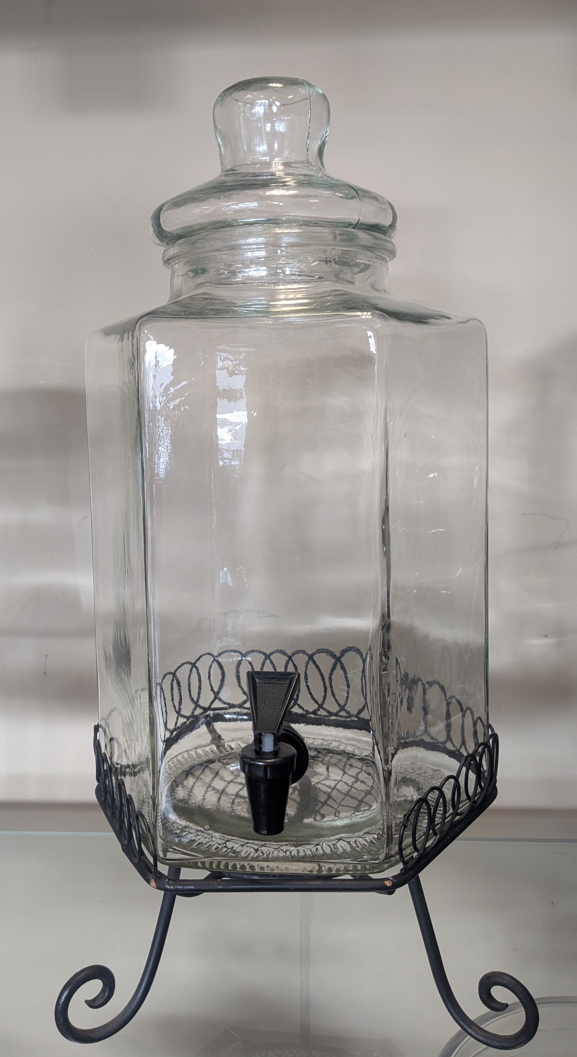 Rental store for 2.5 GAL GLASS DRINK DISPENSER W STAND in Johnson City TN